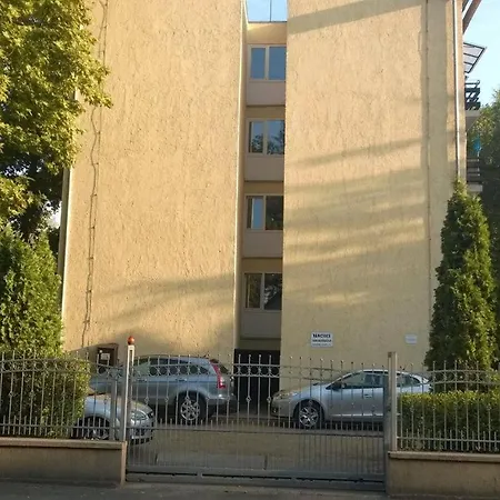 Tancsis Ueduelo 1/5 Балатонлелле